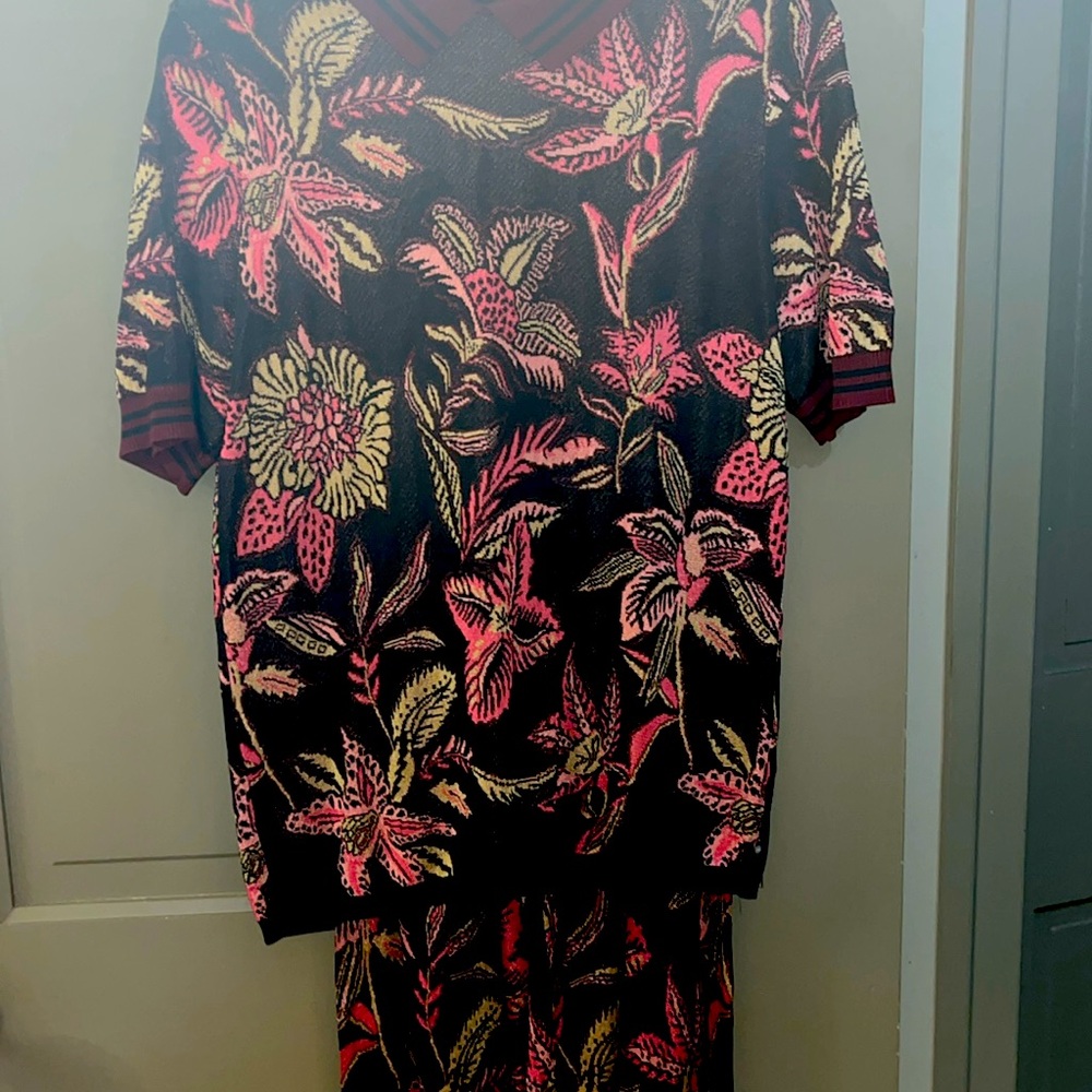 Two piece knit pantsuits